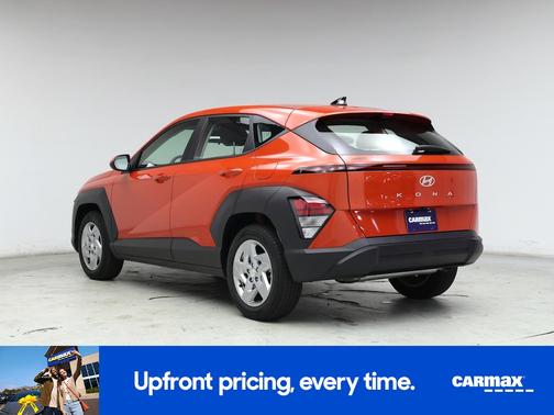 2025 Hyundai KONA SE