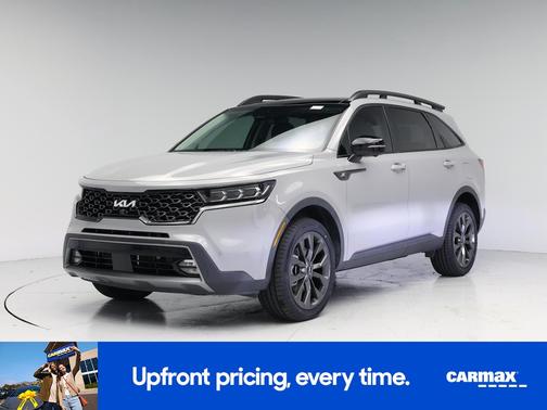 Gray 2023 Kia Sorento SX