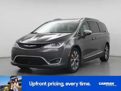 Gray 2018 Chrysler Pacifica Limited