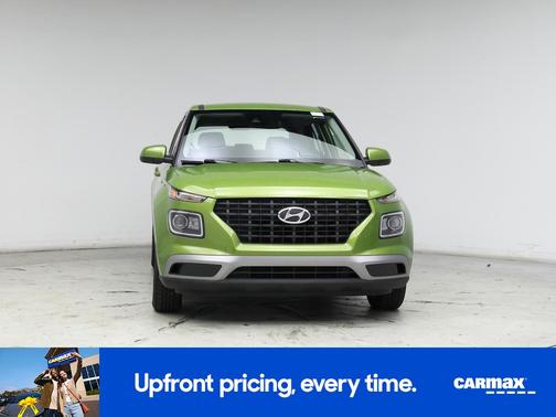 2022 Hyundai VENUE SE
