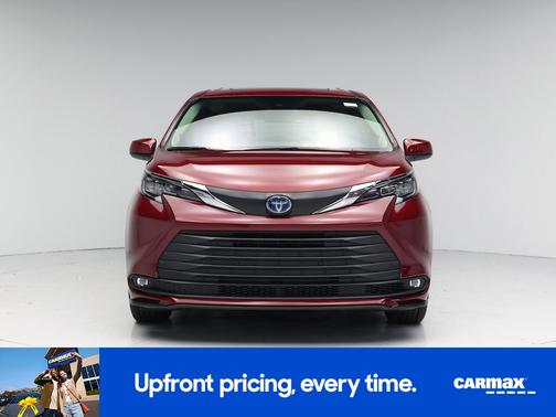 Red 2025 Toyota Sienna XLE