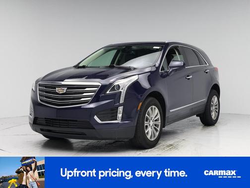 Black 2017 Cadillac XT5 Luxury