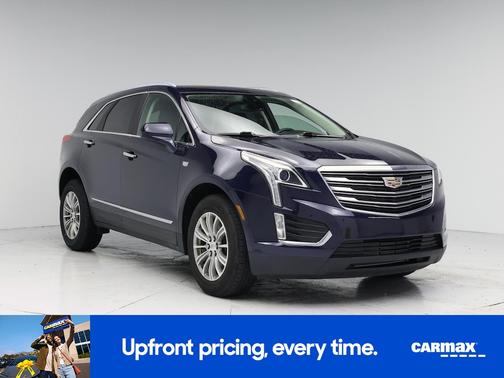 Black 2017 Cadillac XT5 Luxury