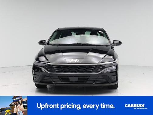Black 2025 Hyundai ELANTRA SEL Convenience