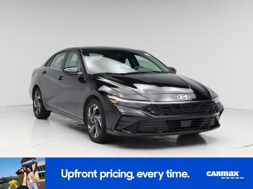 Black 2025 Hyundai ELANTRA SEL Convenience