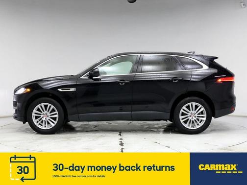 Photo 3 of 25 of 2019 Jaguar F-PACE 30t Prestige