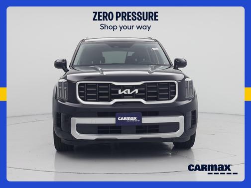 Black 2025 Kia Telluride S