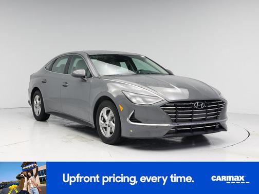 Gray 2022 Hyundai SONATA SE