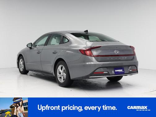 Gray 2022 Hyundai SONATA SE