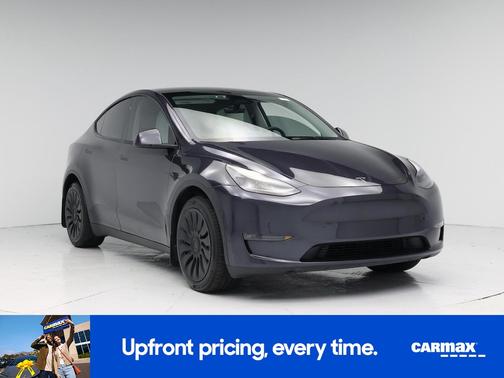 Gray 2024 Tesla Model Y Long Range