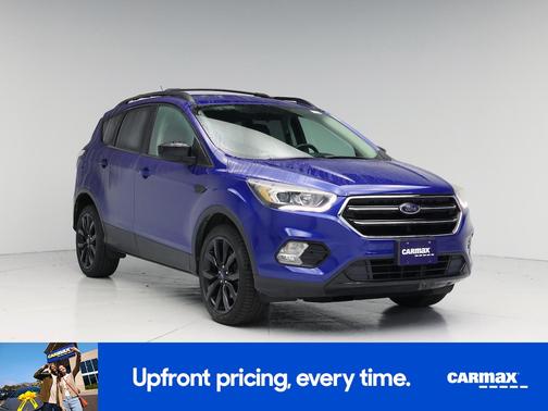 Blue 2017 Ford Escape SE