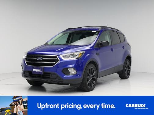 Blue 2017 Ford Escape SE