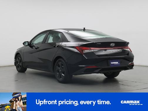 Black 2023 Hyundai ELANTRA SEL