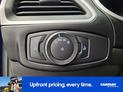 Blue 2016 Ford Edge SEL