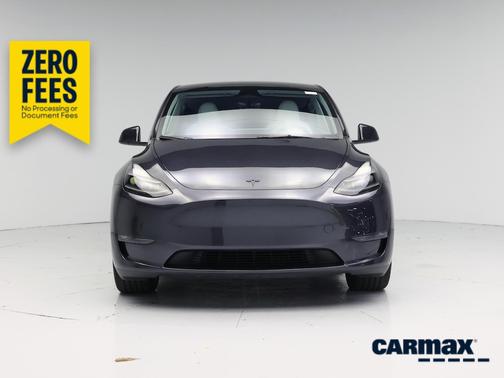 Gray 2024 Tesla Model Y Long Range