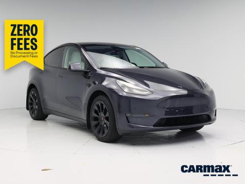 Gray 2024 Tesla Model Y Long Range