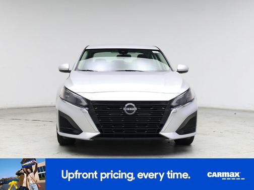 2023 Nissan Altima SV