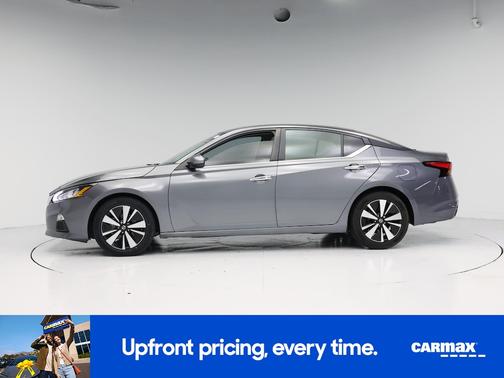 Gray 2022 Nissan Altima SV