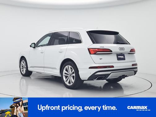 White 2025 Audi Q7 Prestige