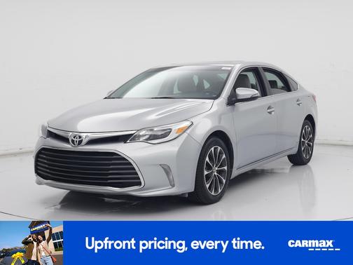 Silver 2016 Toyota Avalon XLE