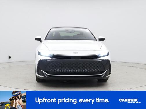 White 2023 Toyota Crown Limited