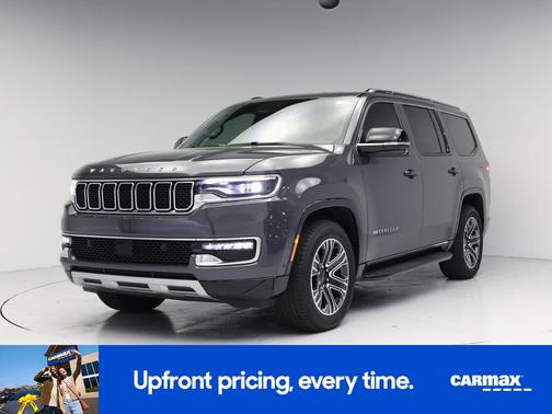 Gray 2023 Jeep Wagoneer Series II