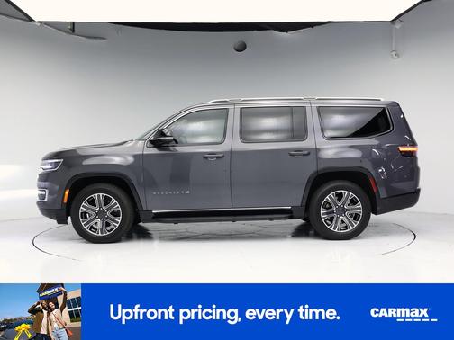 Gray 2023 Jeep Wagoneer Series II