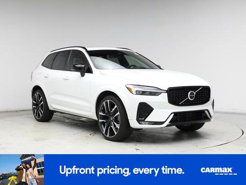 2025 Volvo XC60 B5 Ultra