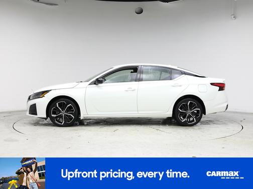 2023 Nissan Altima SR