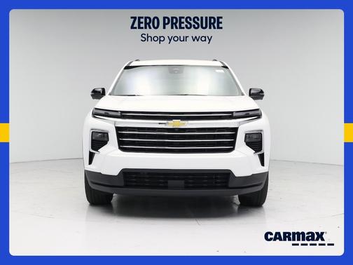White 2026 Chevrolet Traverse LT