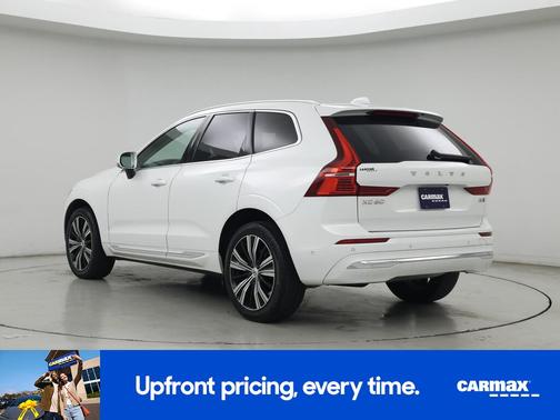 White 2023 Volvo XC60 B5 Plus Bright Theme