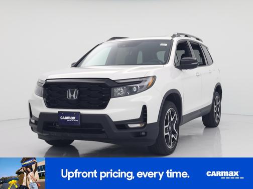 White 2023 Honda Passport Elite