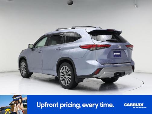 2022 Toyota Highlander Platinum