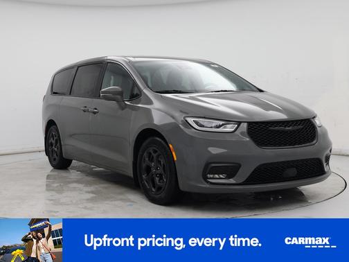 2022 Chrysler Pacifica Hybrid Touring L