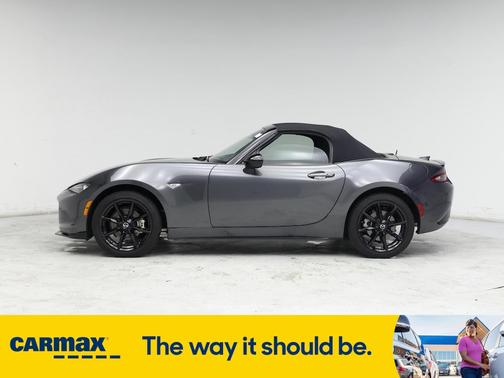 2022 Mazda MX-5 Miata Club
