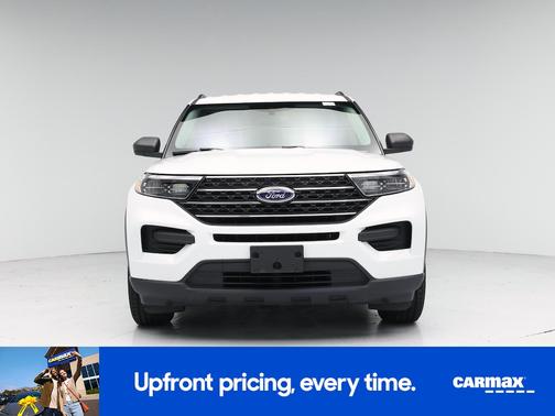 White 2021 Ford Explorer XLT