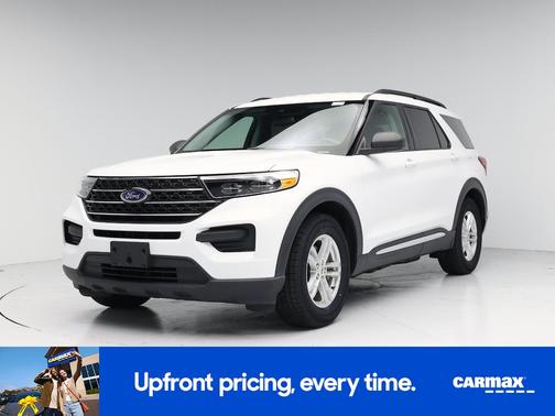 White 2021 Ford Explorer XLT