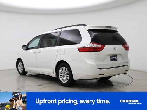 Pearl 2015 Toyota Sienna XLE