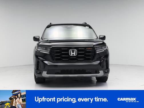 Black 2024 Honda Pilot Trailsport