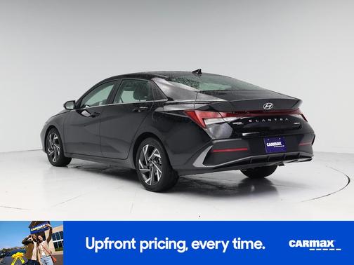 Black 2025 Hyundai ELANTRA Limited