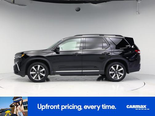 Black 2023 Honda Pilot Touring