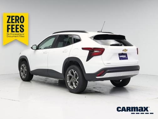 White 2025 Chevrolet Trax LT