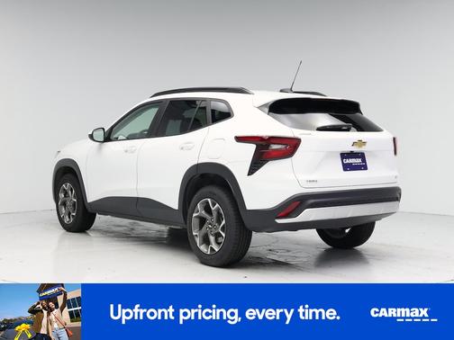 White 2025 Chevrolet Trax LT