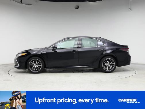 2021 Toyota Camry Hybrid XLE