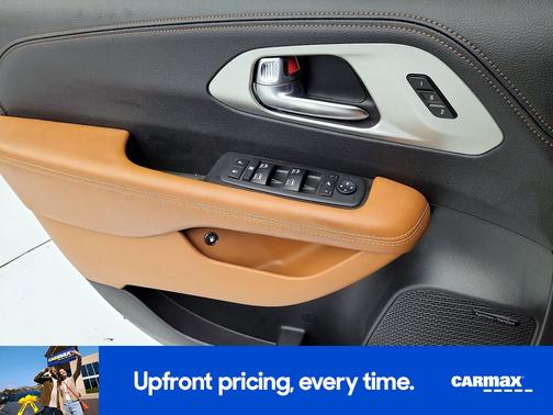Blue 2025 Chrysler Pacifica Hybrid Pinnacle