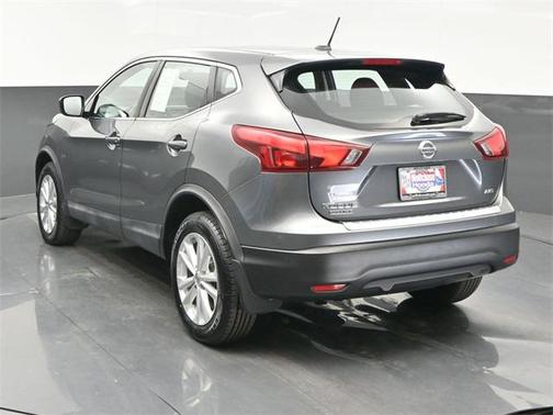 2017 Nissan Rogue Sport S