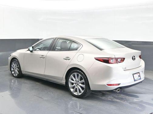 Platinum Quartz Metallic 2023 Mazda Mazda3 2.5 S Select