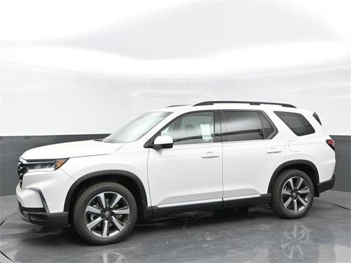 2025 Honda Pilot Touring 8-Passenger