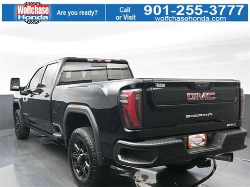 2024 GMC Sierra 2500 AT4
