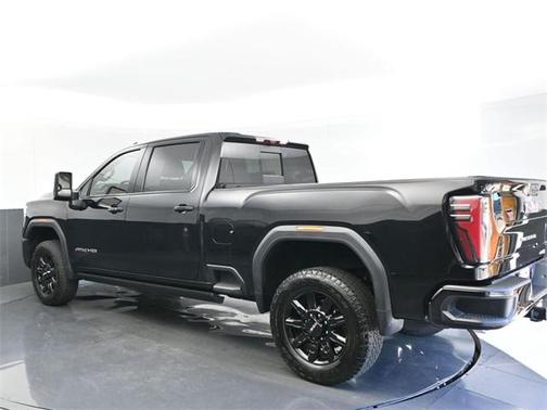 2024 GMC Sierra 2500 AT4